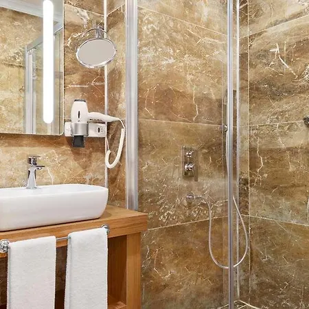 Ramada Elbistan 4*
